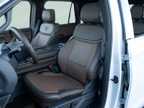 New 2025 Ford Expedition King Ranch AWD/4WD image 14