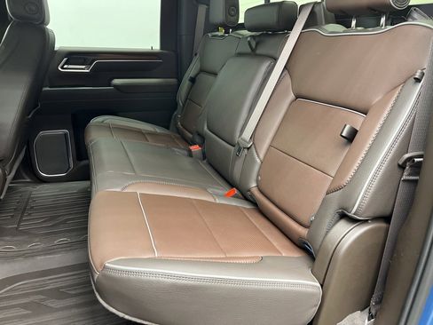 New 2026 GMC Sierra 2500 Denali w/ Denali Reserve Package image 5