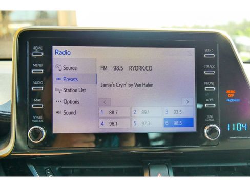 Used 2019 Toyota C-HR XLE FWD image 22