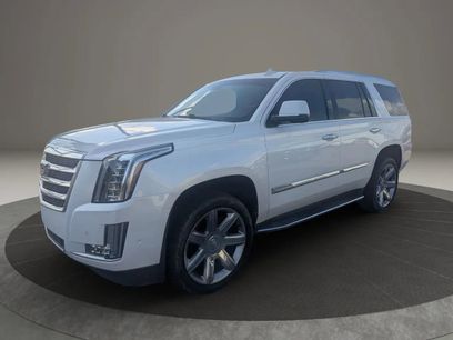 Used 2017 Cadillac Escalade Luxury