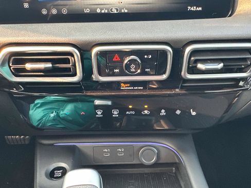 New 2026 Nissan Sentra SV w/ SV Convenience Package FWD image 34
