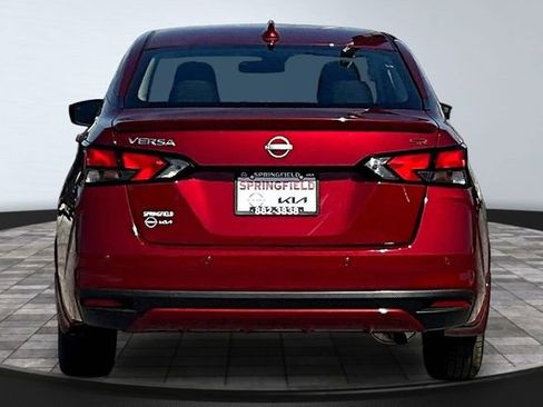 New 2025 Nissan Versa SR image 4