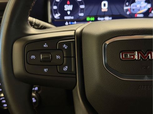 Used 2024 GMC Sierra 2500 AT4 w/ AT4 Preferred Package AWD/4WD image 18