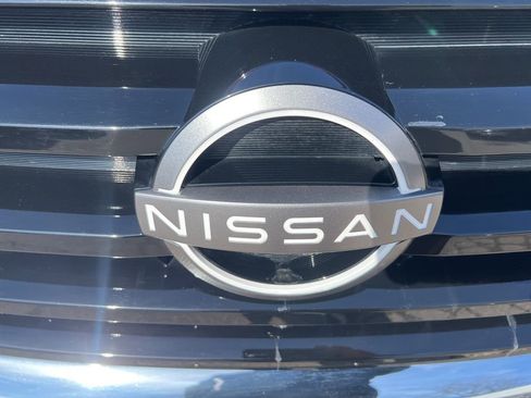 Certified 2024 Nissan Pathfinder Platinum image 31