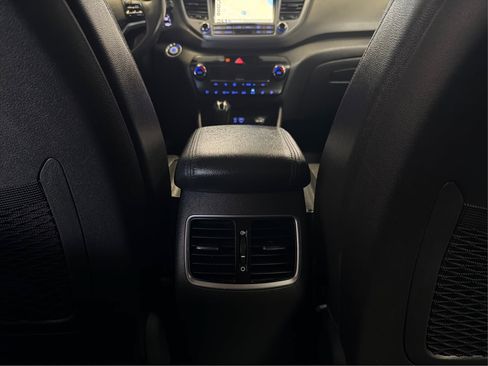 Used 2016 Hyundai Tucson Limited w/ Option Group 03 AWD/4WD image 25