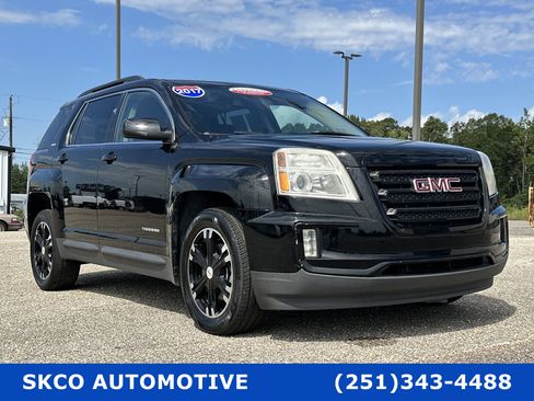 Used 2017 GMC Terrain SLE w/ Nightfall Package image 7