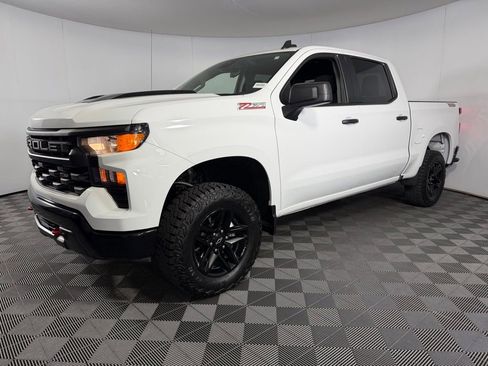 Used 2025 Chevrolet Silverado 1500 Custom Trail Boss image 9