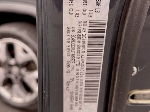 Used 2018 Jeep Compass Limited AWD/4WD image 33