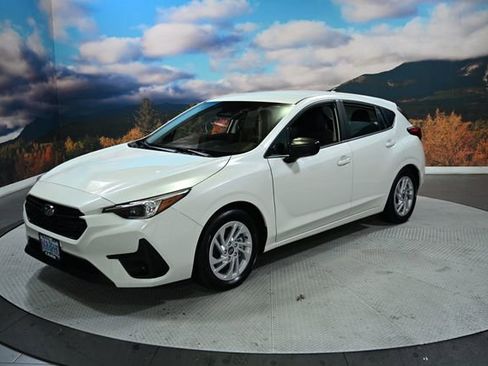 Used 2024 Subaru Impreza 2.0i image 4