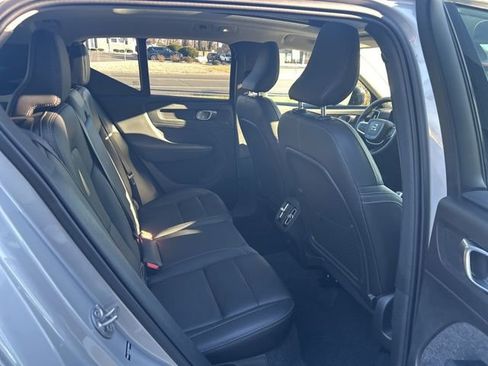 Certified 2025 Volvo XC40 B5 Plus image 13