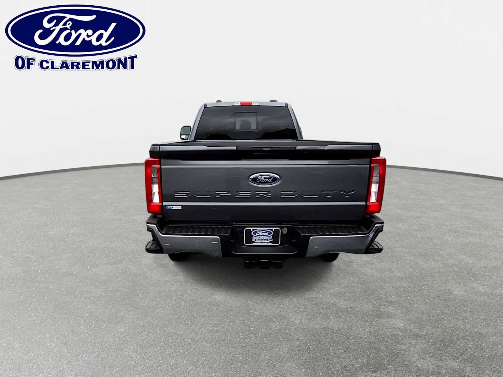 Used 2023 Ford F350 XLT w/ Snow Plow Prep Package AWD/4WD image 7