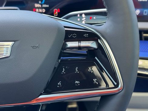 New 2026 Cadillac Optiq Sport 1 image 27