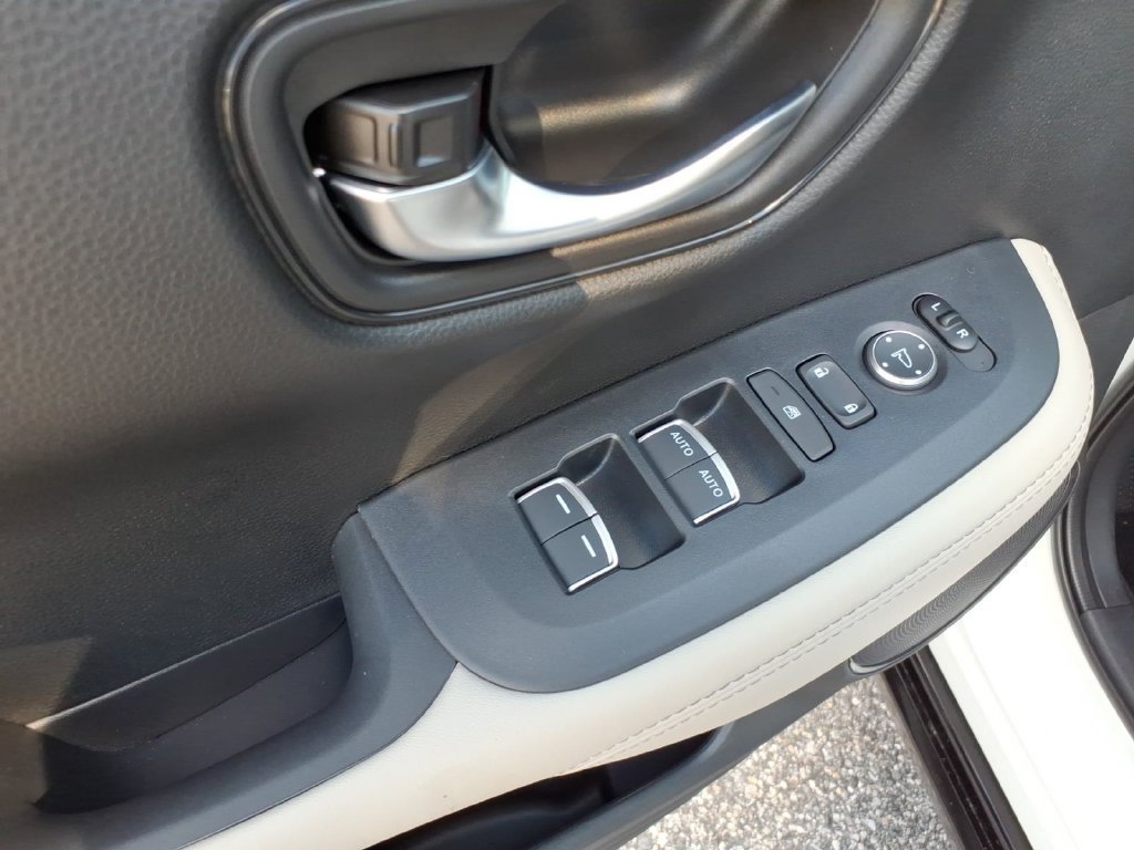New 2027 Honda HR-V EX-L image 8