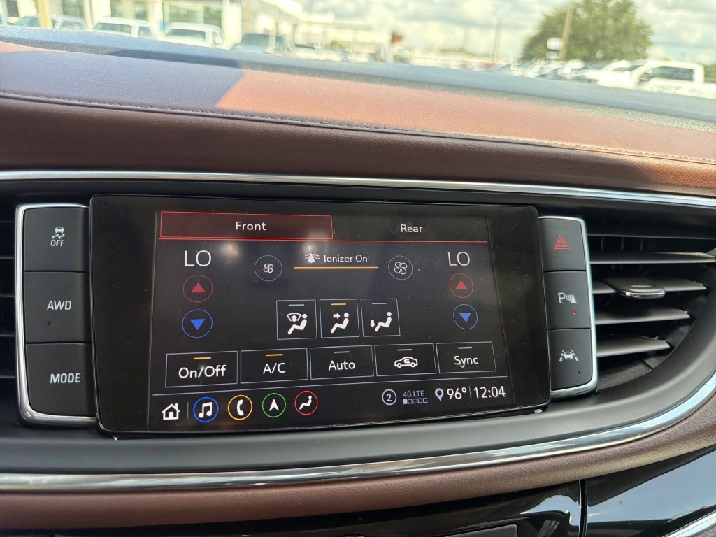 Used 2021 Buick Enclave Avenir w/ Avenir Technology Package AWD/4WD image 26