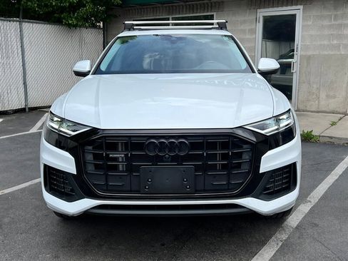 Used 2022 Audi Q8 Premium AWD/4WD image 2
