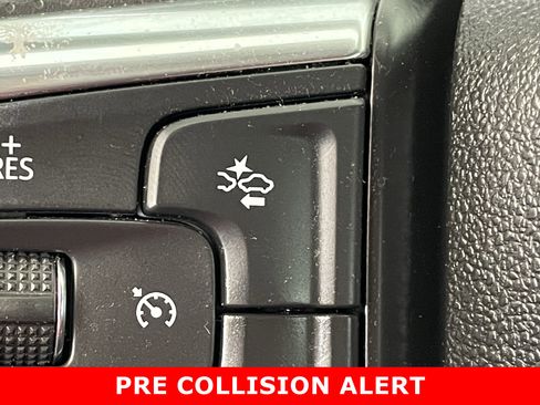 Used 2023 Chevrolet Blazer LT w/ Driver Confidence Package image 23