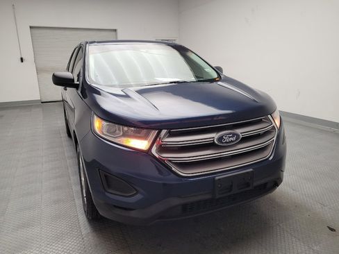 Used 2017 Ford Edge SE FWD image 14