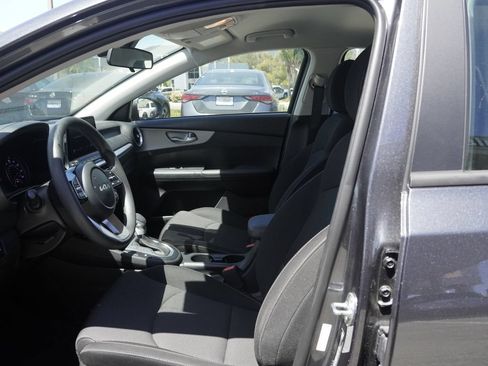 Used 2023 Kia Forte LXS FWD image 20