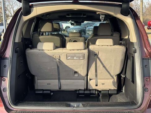 Used 2019 Honda Odyssey Touring image 12