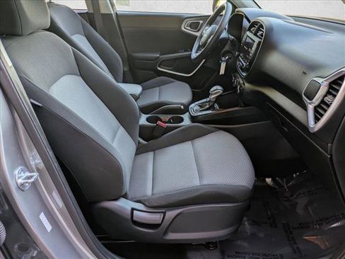 Used 2024 Kia Soul LX w/ Option Group 015 image 19
