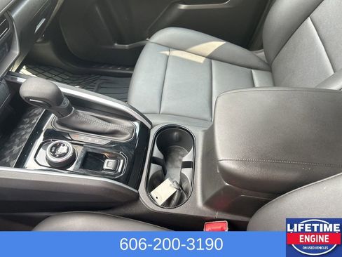 Used 2024 Chevrolet Colorado Trail Boss image 19