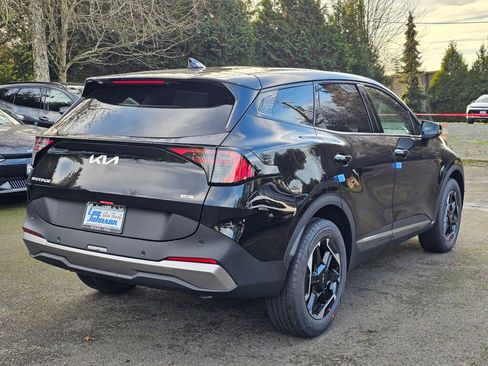 New 2026 Kia Sportage S image 5