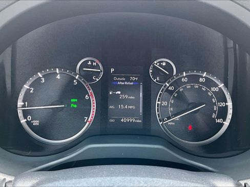 Used 2023 Lexus GX 460 Premium w/ Accessory Package AWD/4WD image 20