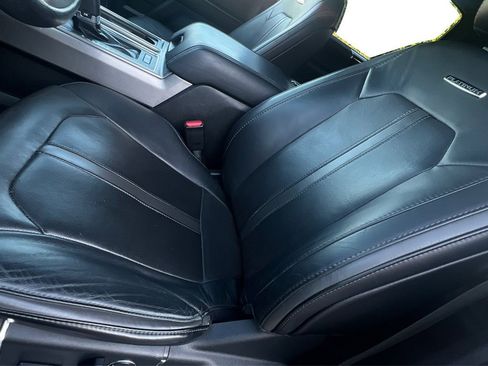 Used 2016 Ford F150 Platinum w/ Equipment Group 701A Luxury image 10