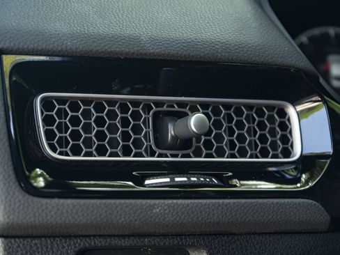 Used 2023 Honda Civic Sport image 39