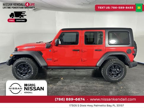 Used 2023 Jeep Wrangler Unlimited w/ Cold Weather Group image 7