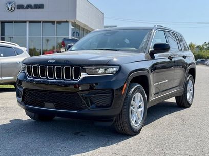 New 2025 Jeep Grand Cherokee Laredo X w/ Luxury Tech Group I