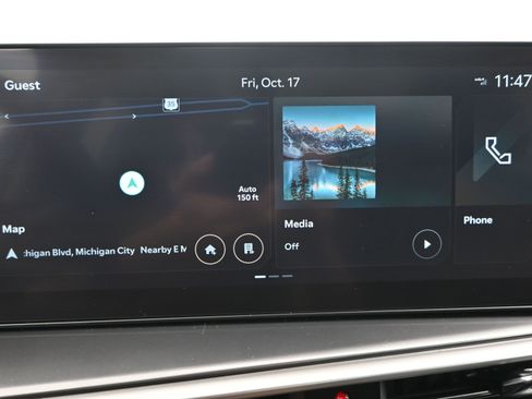 Used 2024 Kia Sorento EX w/ Panoramic Sunroof Package image 15