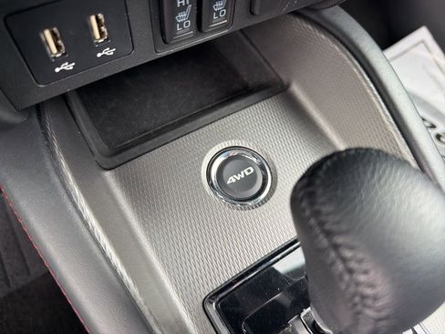 Used 2025 Mitsubishi Outlander Sport ES image 24