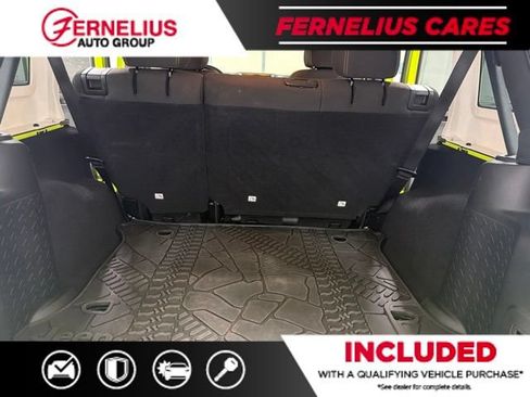 Used 2016 Jeep Wrangler Unlimited Sahara AWD/4WD image 21