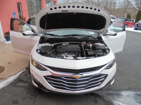 Used 2024 Chevrolet Malibu LT image 25