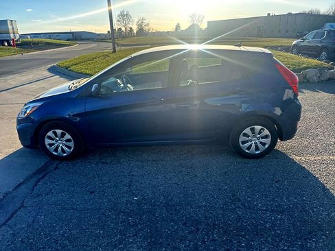 Used 2017 Hyundai Accent SE image 6