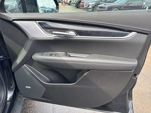 Certified 2023 Cadillac XT5 Premium Luxury FWD image 27
