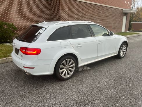 Used 2016 Audi A4 Premium Plus w/ Technology Package image 9