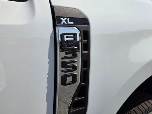 New 2026 Ford F350 4x4 SuperCab Super Duty image 14