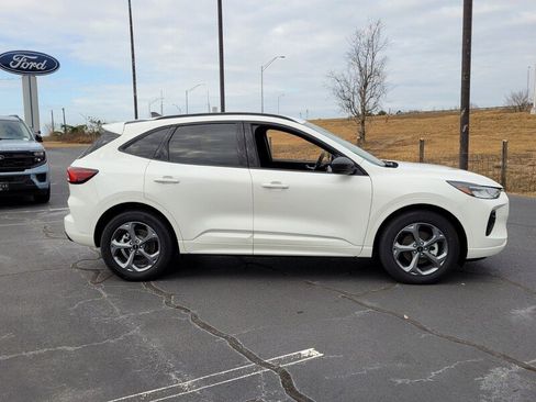 Used 2024 Ford Escape ST-Line w/ Equipment Group 301A image 14