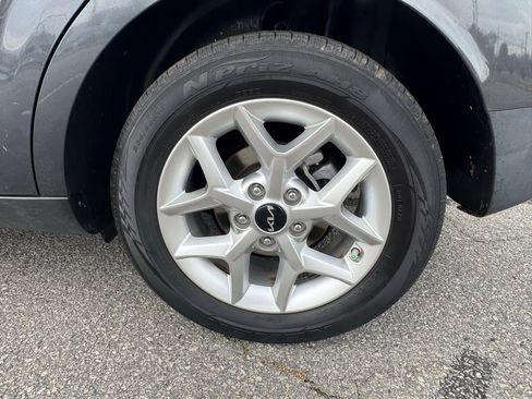 Used 2022 Kia Soul LX w/ Technology Package image 42