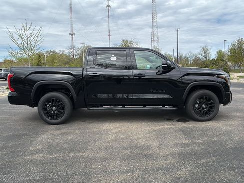 New 2026 Toyota Tundra Limited AWD/4WD image 8
