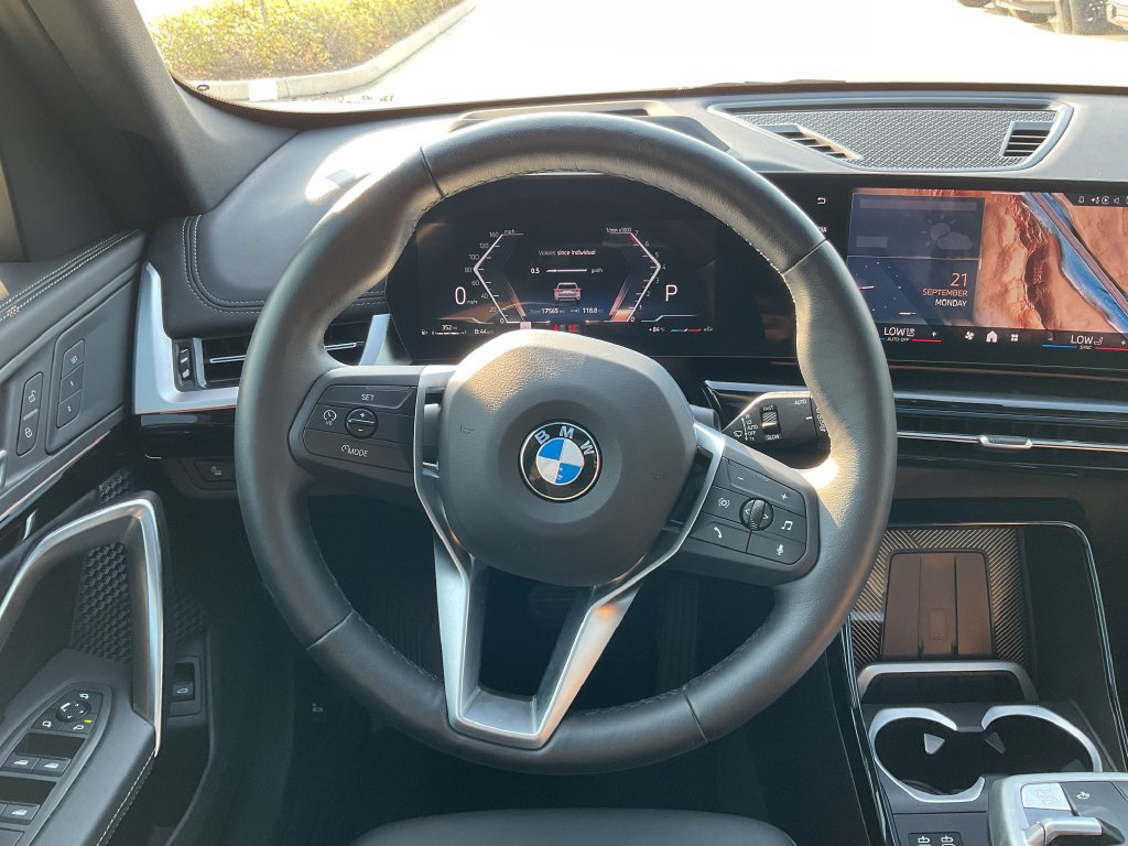 Used 2025 BMW X1 xDrive28i AWD/4WD image 21