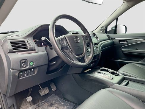 Used 2023 Honda Ridgeline RTL-E image 9