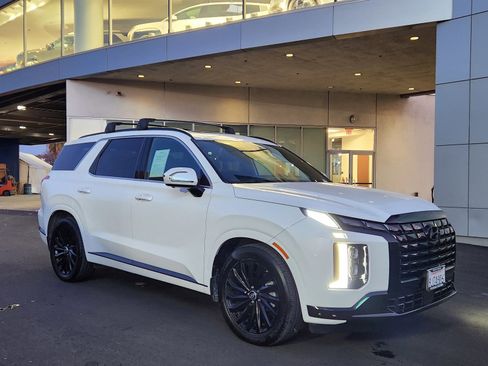 Used 2024 Hyundai Palisade Calligraphy image 25