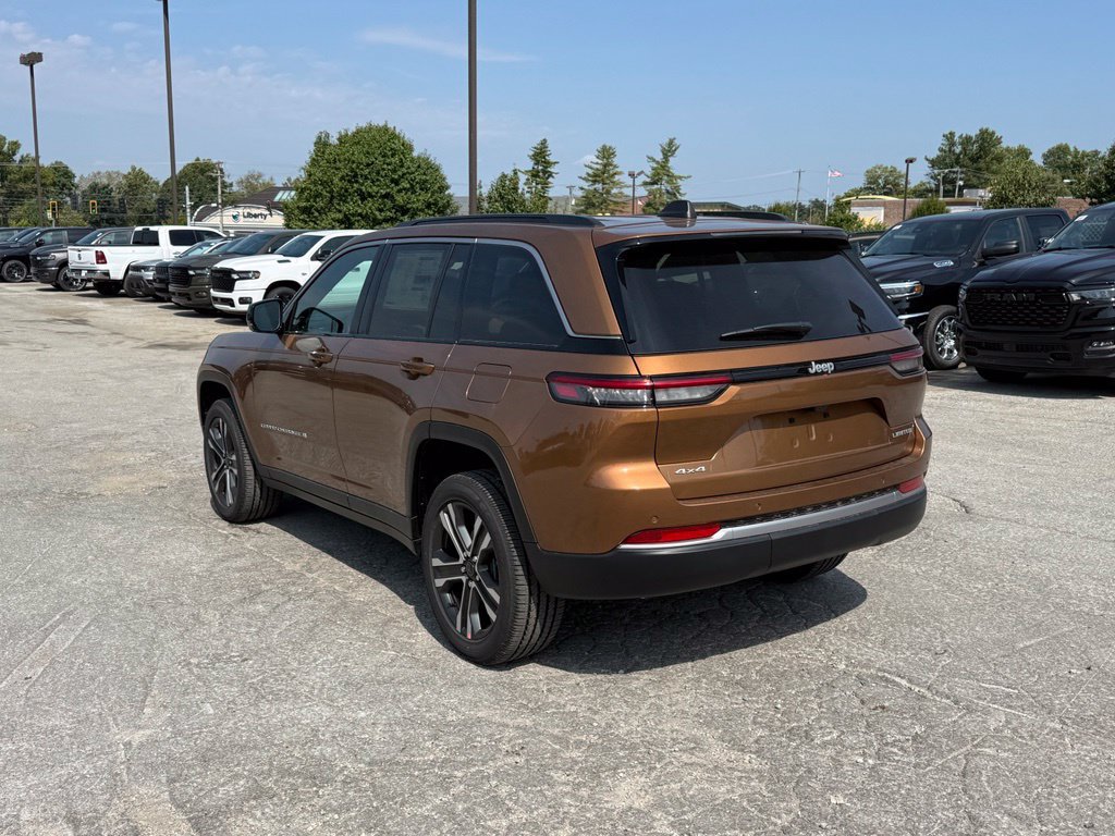 New 2027 Jeep Grand Cherokee Limited AWD/4WD image 8