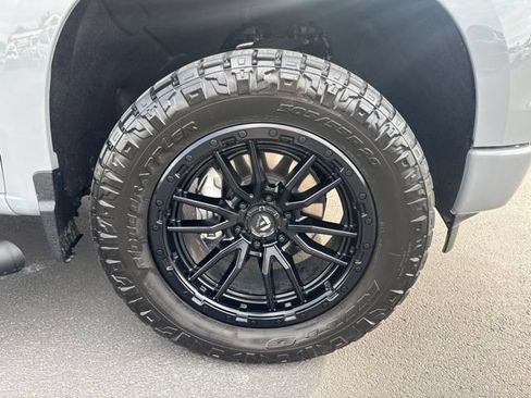 Used 2025 Chevrolet Silverado 1500 RST w/ Convenience Package II AWD/4WD image 9