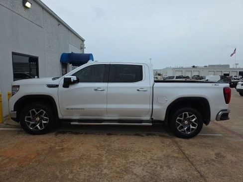 Used 2024 GMC Sierra 1500 SLT w/ SLT Premium Plus Package AWD/4WD image 2