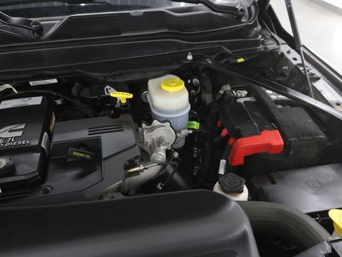 Used 2024 RAM 3500 Big Horn w/ Level 2 Equipment Group image 22