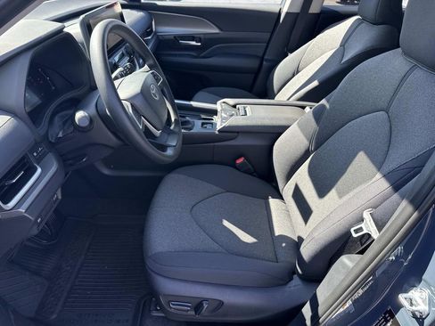 New 2026 Toyota Grand Highlander AWD image 19